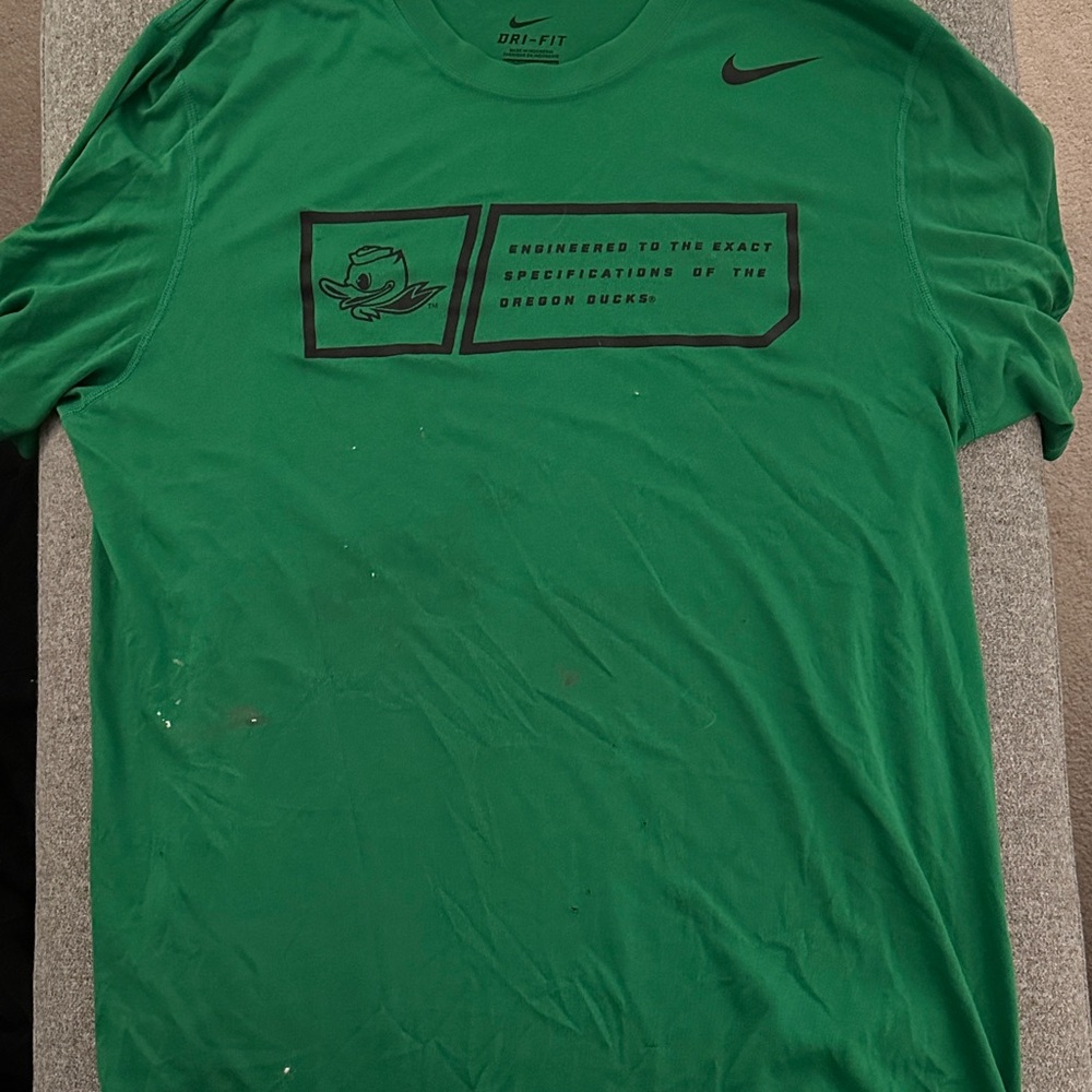 Nike Green Graphic Men's Tee